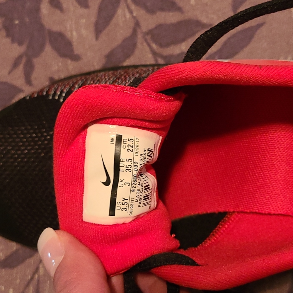Nike Boys shoes